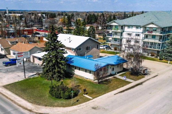 $519,900   4530 - 54 Avenue
